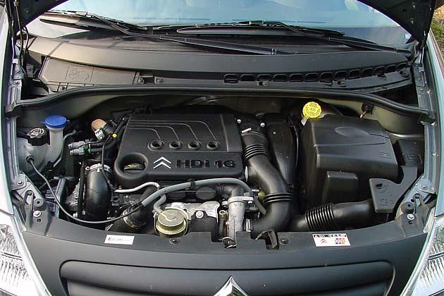 Der kleine 1,4-Liter-Turbodiesel mit 16 Ventilen mobilisiert 90 PS