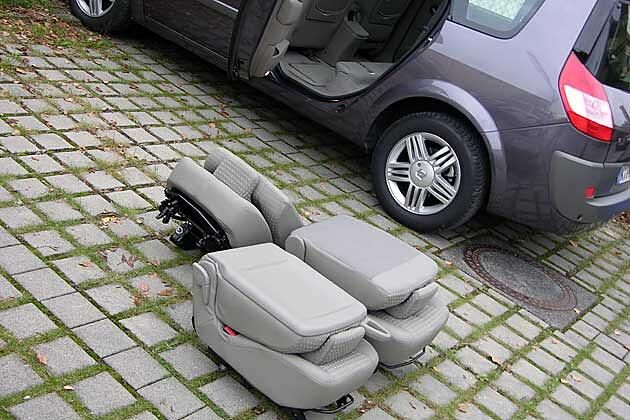 Darüber hinaus lassen sich die drei Sitze komplett ausbauen