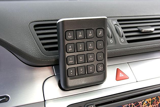 Tolle Option: Auf Wunsch kann man sich den Passat mit Telefontastatur bestellen