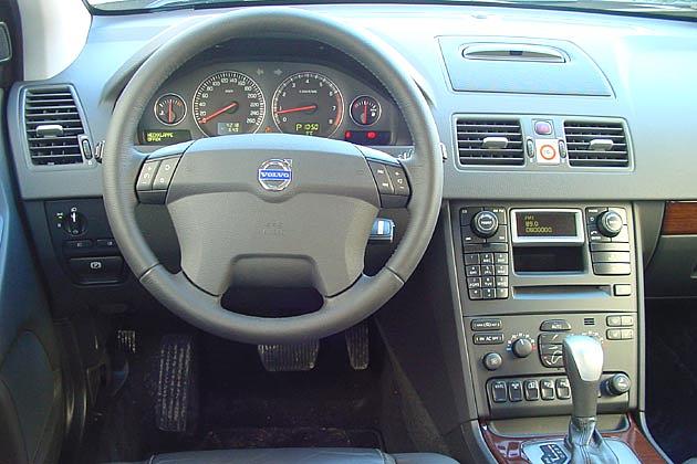 Regisseur im Theatersaal: Im Cockpit gibt es jede Menge Funktionen zu bedienen