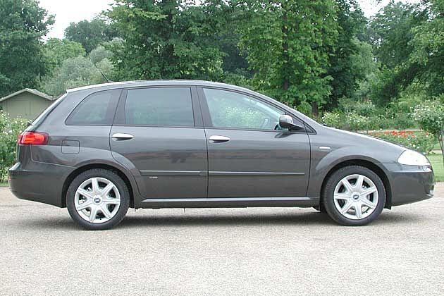 Der Croma ist mit seinen 1,60 Metern ein hoch gewachsenes Mobil