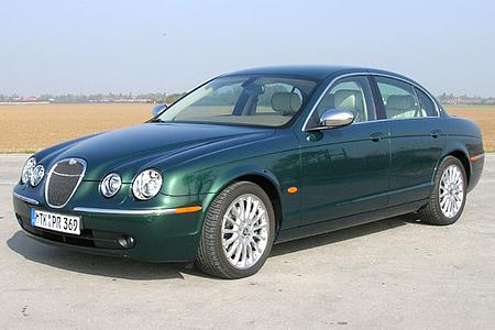 Jaguar S-Type 2.7 D im Test: Schnurrige Rassekatze für Sparfüchse Jaguar S-Type 2.7 D im Test: Schnurrige Rassekatze für Sparfüchse