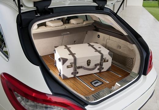 MERCEDES-BENZ-CLS-Shooting-Brake-350-BlueEFFICIENCY-7G-TRONIC--2012-
