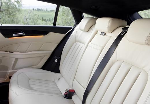MERCEDES-BENZ-CLS-Shooting-Brake-350-BlueEFFICIENCY-7G-TRONIC--2012-