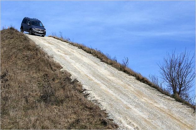 Runter kommt jeder Caddy Alltrack, solch einen Berg hinauf schafft der Caddy nur mit Allrad