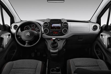 Citroen Berlingo Multispace XTR (Baujahr 2016) XTR 5 Türen Cockpit und Innenraum