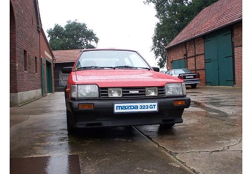 Mazda 323 Schrägheck (1980–1985)