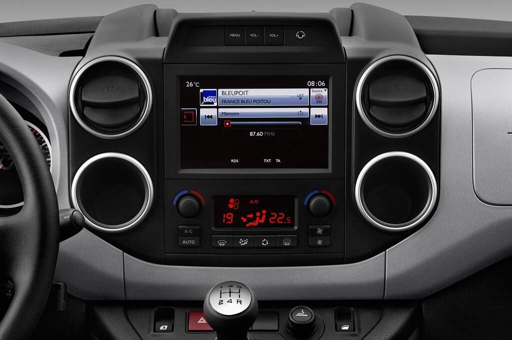 Citroen Berlingo Multispace XTR (Baujahr 2016) XTR 5 Türen Mittelkonsole