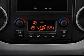 Citroen Berlingo Multispace XTR (Baujahr 2016) XTR 5 Türen Temperatur und Klimaanlage
