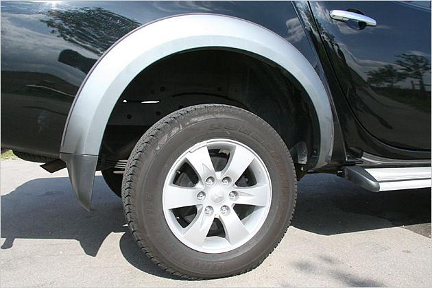 Die 17-Zoll-Alufelgen gibt es für die Top-Ausstattung Intense serienmäßig