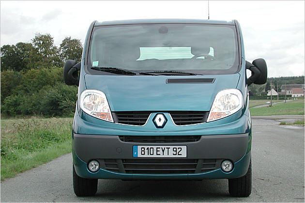 Der Kühlergrill sitzt tiefer und lässt zehn Prozent mehr Luft durch