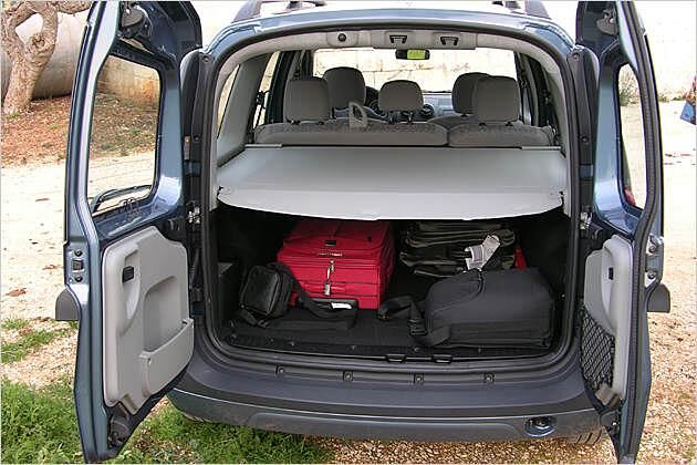 Die geteilte Hecktür soll Beladung auch bei engen Platzverhältnissen ermöglichen