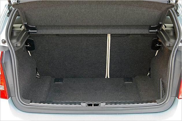 Der Kofferraum fasst 330 Liter