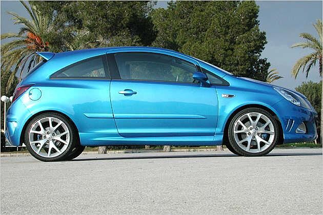 Die Dreiecksform findet sich auch in den Felgen wieder