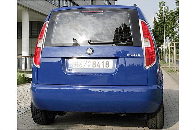 Das Heckfenster erlaubt bei nicht dachhoher Beladung den Blick nach hinten