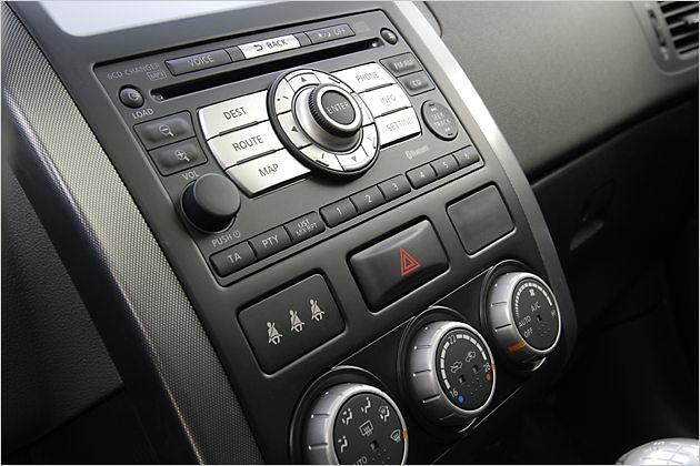 Das Navigationssystem gibt es für den LE gegen 2.500 Euro Aufpreis