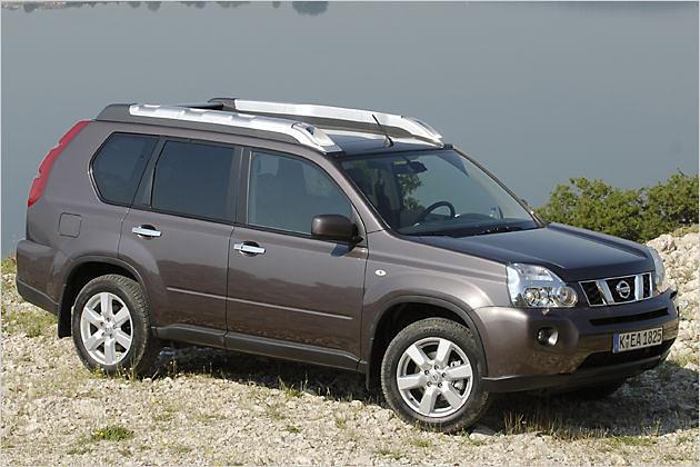 Der X-Trail ist für Ausflüge an den See geeignet