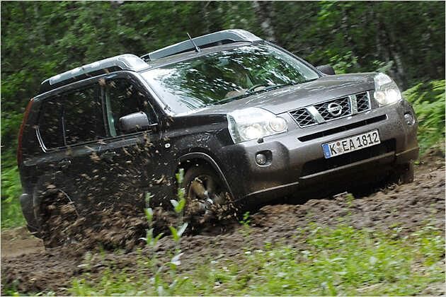 Der Vierradantrieb greift auch bei Über- oder Untersteuern ein