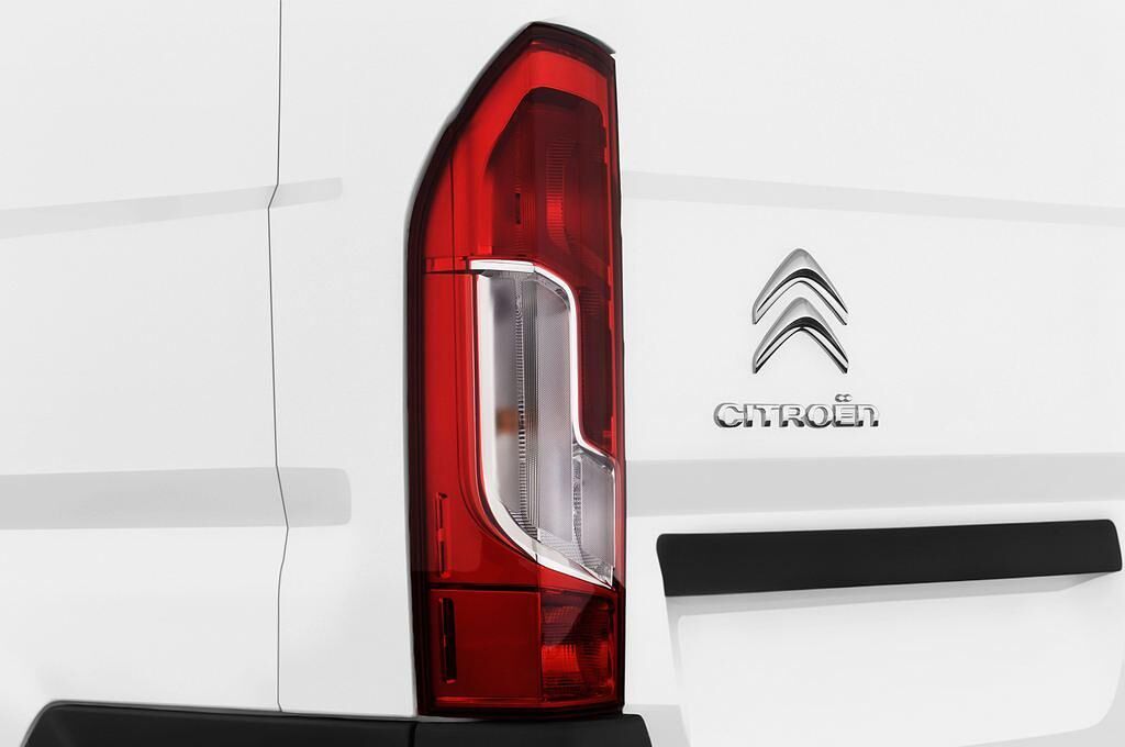 Citroen Jumper (Baujahr 2016) Transline 3 Türen Rücklicht