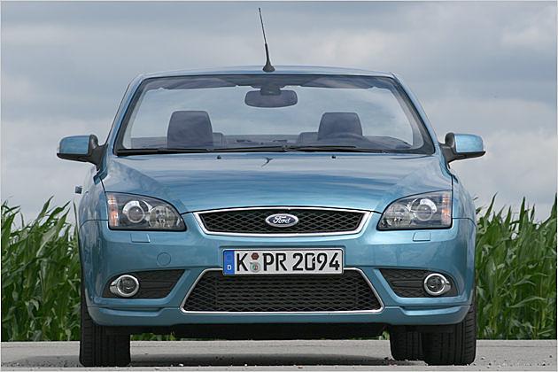 Sportlich und elegant: Die mit viel Chrom verzierte Front