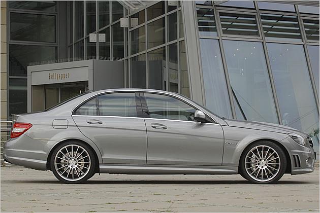 Mit Driver Package ist erst bei 280 km/h Schluss mit Vortrieb