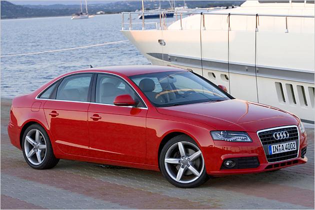 Die Lichtkanten laufen nach hinten im spitzen Winkel zu