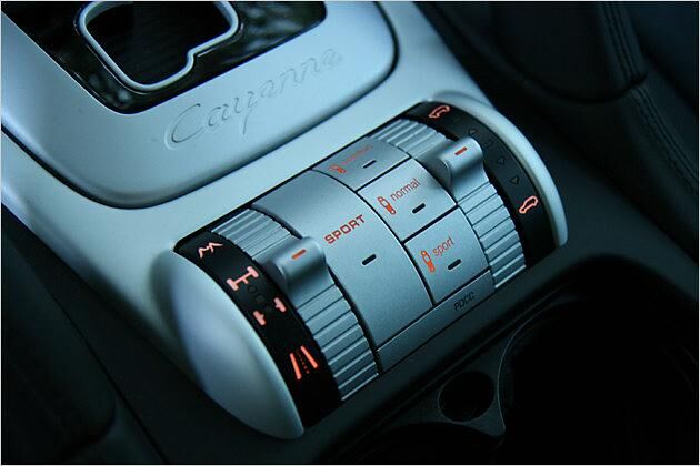 Das Luftfahrwerk lässt sich in den Stufen Komfort, Normal und Sport einstellen