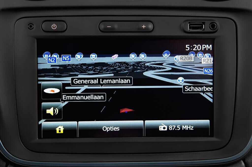 Dacia Dokker (Baujahr 2015) Stepway 5 Türen Radio und Infotainmentsystem