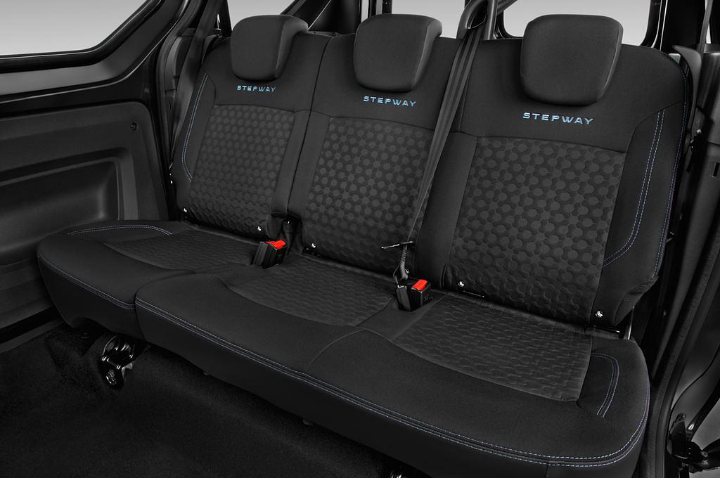 Dacia Dokker (Baujahr 2015) Stepway 5 Türen Rücksitze
