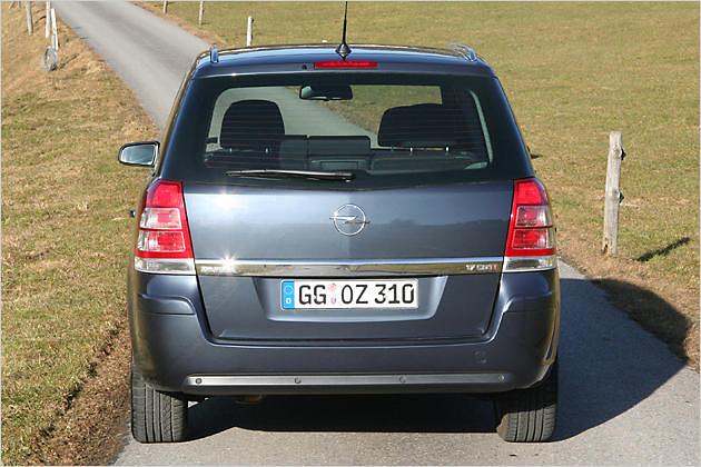 Unter anderem die Rückleuchten wurden modifiziert