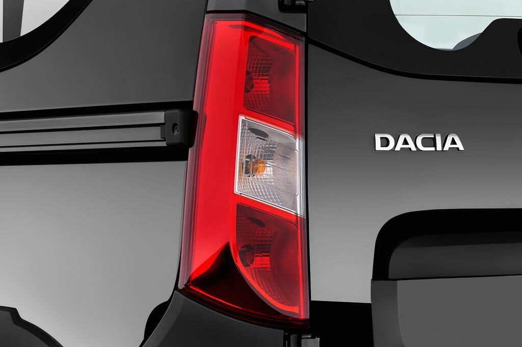 Dacia Dokker (Baujahr 2015) Stepway 5 Türen Rücklicht