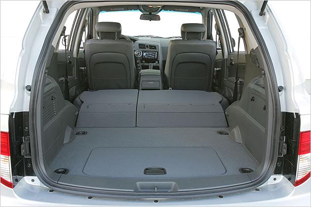 Platz satt: Laut Hersteller passen 2.322 Liter in das erweiterte Gepäckabteil