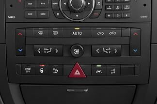 Citroen C6 (Baujahr 2009) Exclusive 4 Türen Temperatur und Klimaanlage