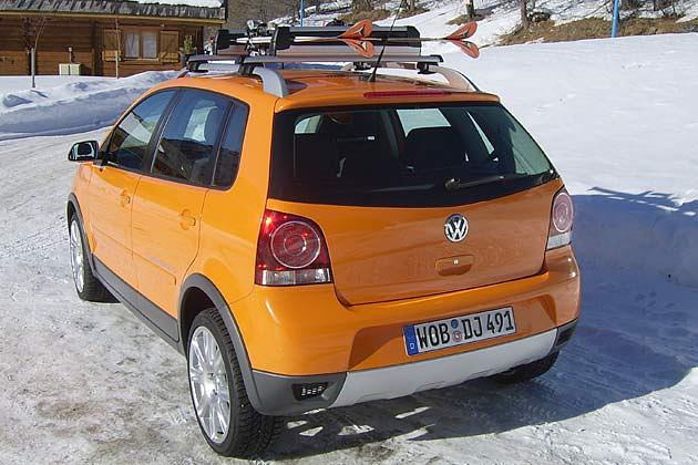 Robuste Optik: Heckpartie mit rustikalem Material- und Farbmix