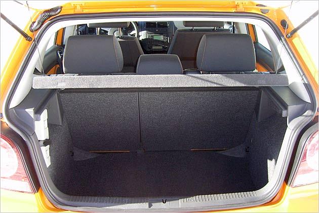 270 Liter Kofferraum-Volumen: Durch Umklappen der Rücksitzlehne auf 1.030 Liter erweiterbar