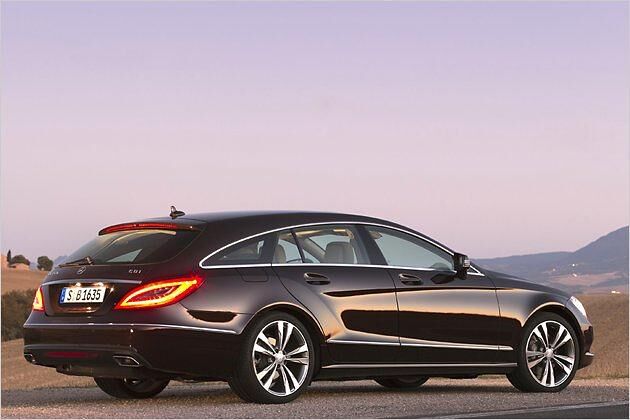 Der Aufpreis des Shooting Brake gegenüber dem Viertürer beträgt 1.904 Euro