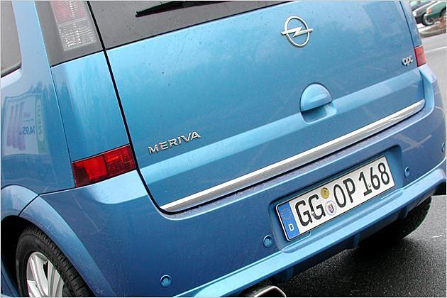 Trotz der sportlichen Optik kommen Chromapplikationen nicht zu kurz