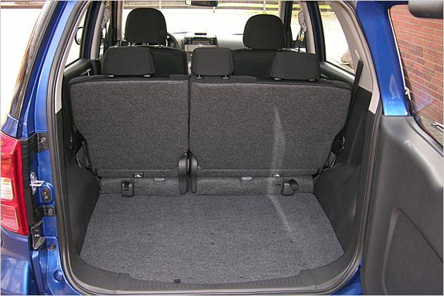 Ordentlich viel Platz: In den Kofferraum gehen 380 Liter