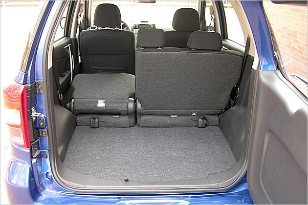 Die Sitzbank ist im Verhältnis 60 zu 40 umlegbar