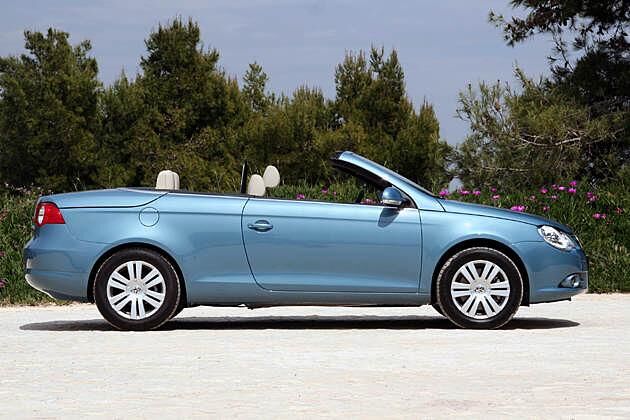 16-Zoll-Alufelgen sind beim Eos Serie; wer will kann auch 17-Zöller ordern