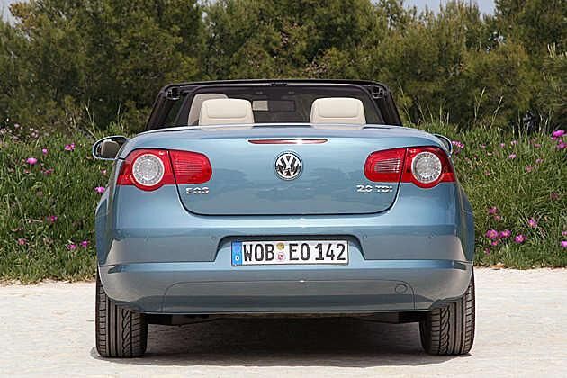 Der getestete 2.0 TDI versteckt seine Auspuffrohre gut