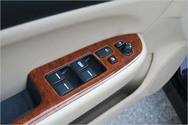 Elektrische Fensterheber rundum sind bei allen Accord-varianten Serie