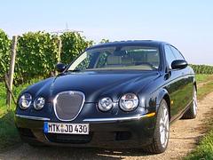 Fahrbericht: Jaguar S-Type R - Der fliegende Engländer