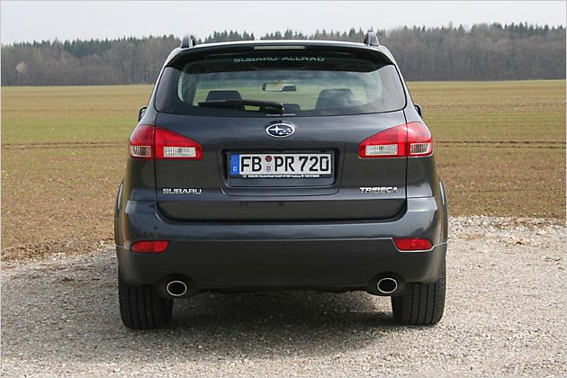 Die Heckklappe will hart ins Schloss gedroschen werden