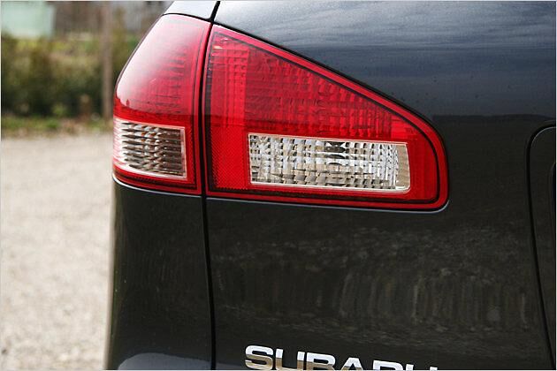 Ohne Schnörkel: Die Rückleuchten des Subaru Tribeca