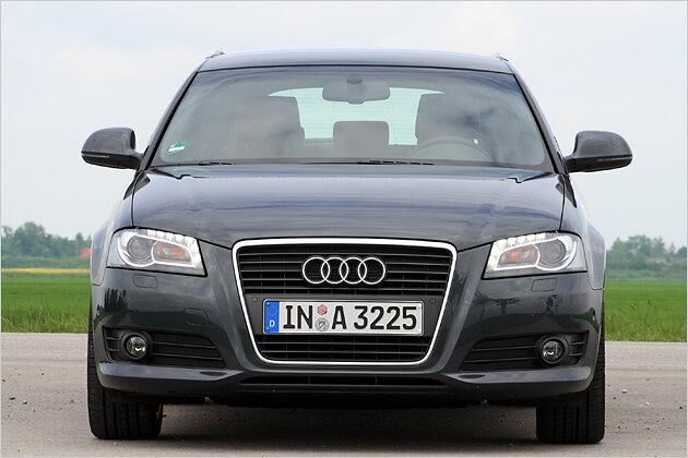 Wer Xenon-plus-Scheinwerfer odert, bekommt ein LED-Tagfahrlicht