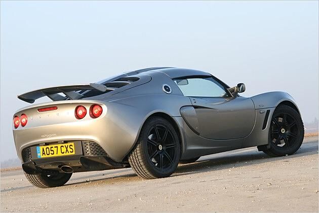 Mischbereifung im Winter: Hinten gibt's 215er-Reifen (im Sommer 225er) auf 17-Zöllern ?