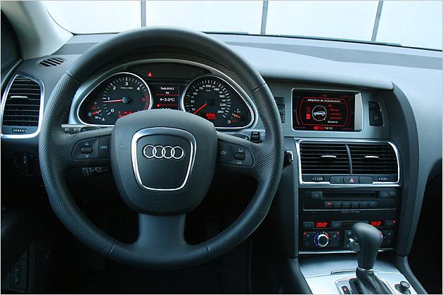Das aufgeräumte Audi-Cockpit wurde von Abt nicht angetastet