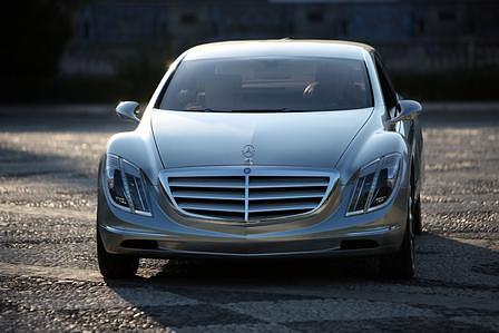 Technik: Mercedes F 700 - Schwebende Sushi Bar