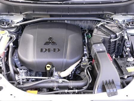 Mitsubishi Outlander 2.2 DI-D